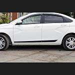 Молдинги дверей (АБС-пластик) LADA Vesta (4 штуки) Молдинги дверей (АБС-пластик) LADA Vesta (4 штуки)
