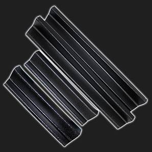 Накладки на пороги в дверные проёмы (АБС-пластик) ВАЗ Калина, Гранта /тип 1/ (4 штуки) Накладки на пороги в дверные проёмы (АБС-пластик) ВАЗ Калина, Гранта /тип 1/ (4 штуки)