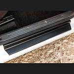 Накладки на пороги в дверные проёмы (АБС-пластик) ВАЗ Калина, Гранта /тип 1/ (4 штуки) Накладки на пороги в дверные проёмы (АБС-пластик) ВАЗ Калина, Гранта /тип 1/ (4 штуки)