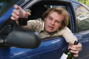 Пьяных водителей могут приравнять к уголовникам