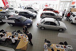Темпы роста продаж автомобилей в России сократятся