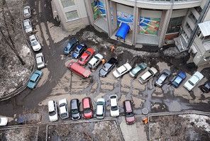 Московские дворы будут контролировать парконы