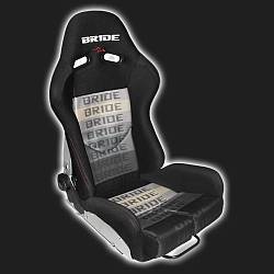 Сиденье спортивное универсальное BRIDE GIAS style чёрно-серое (размер M) 