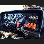 Кнопка запуска двигателя с красной подсветкой Кнопка запуска двигателя с красной подсветкой