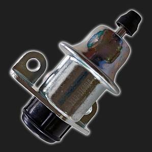 Регулятор давления топлива   ОМЕГА ВАЗ 2112-1160010