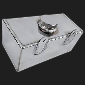 Бачок охлаждающей жидкости расширительный алюминиевый /2 л/