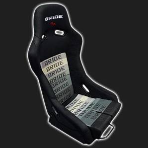 Сиденье спортивное универсальное BRIDE VIOS style (размер L) Сиденье спортивное универсальное BRIDE VIOS style (размер L)